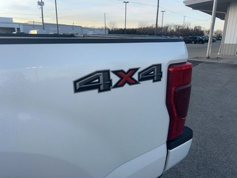 Used 2020 Ford F350 Limited image 11