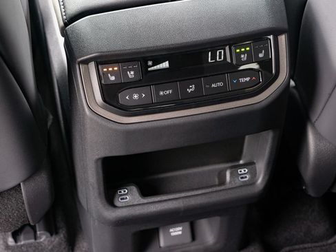 New 2026 Lexus TX 500h AWD image 17