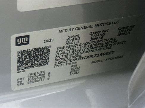 Used 2024 Chevrolet Silverado 1500 LT AWD/4WD image 12
