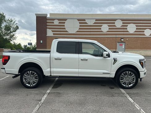 Certified 2025 Ford F150 Platinum w/ Equipment Group 703A Plus AWD/4WD image 6