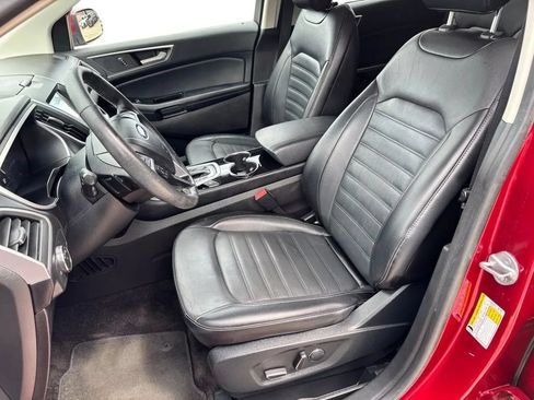 Used 2017 Ford Edge SEL w/ Equipment Group 201A AWD/4WD image 22