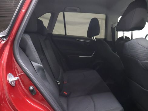 Used 2022 Toyota RAV4 LE AWD/4WD image 12