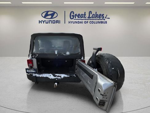 Used 2013 Jeep Wrangler Sport image 10