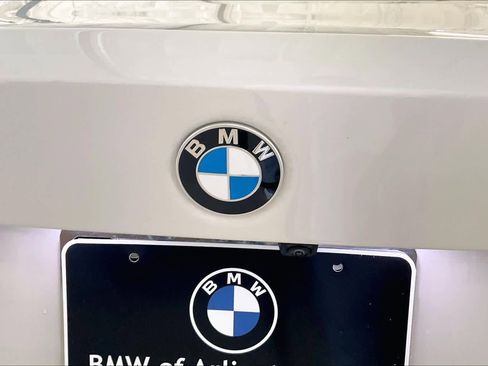 Certified 2025 BMW 330i Sedan w/ Convenience Package RWD image 31