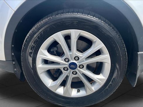 Used 2017 Ford Escape SE AWD/4WD image 11