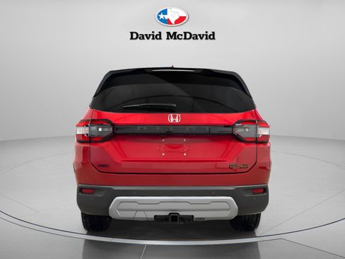 New 2025 Honda Pilot TrailSport image 5