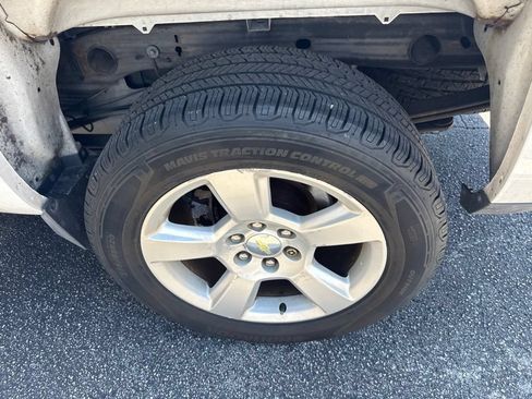 Used 2015 Chevrolet Silverado 1500 LS w/ Trailering Package AWD/4WD image 15