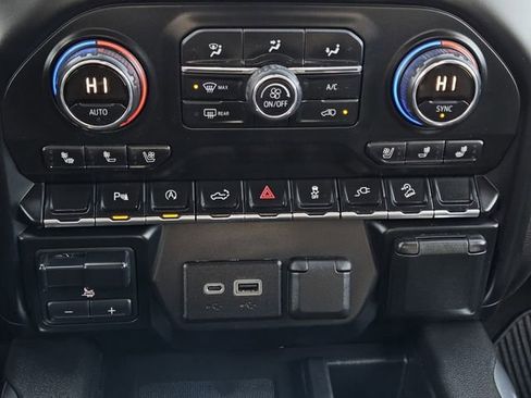 Used 2019 Chevrolet Silverado 1500 LTZ w/ LTZ Plus Package image 19