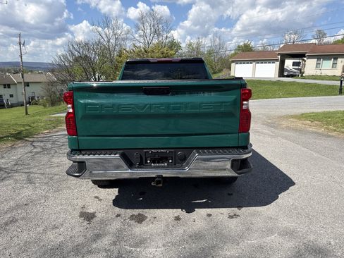 Used 2024 Chevrolet Silverado 1500 LT image 7