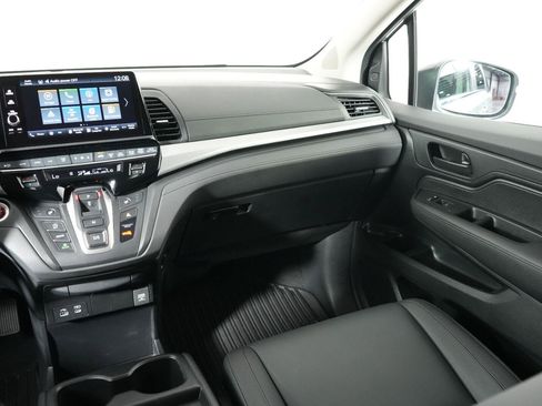 Certified 2026 Honda Odyssey EX-L image 11
