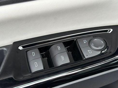 New 2026 Honda Prologue Touring image 13