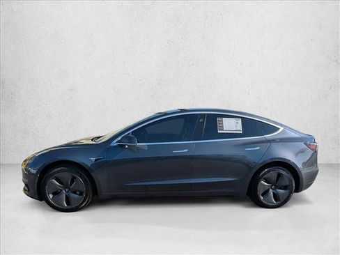 Used 2019 Tesla Model 3 Mid Range image 9