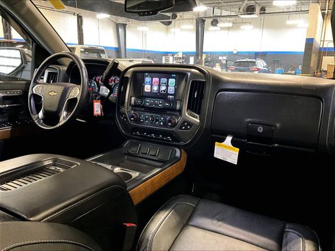 Used 2018 Chevrolet Silverado 1500 LTZ w/ Sport Package image 14