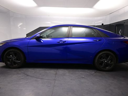 Used 2023 Hyundai Elantra Blue w/ Cargo Package FWD image 9