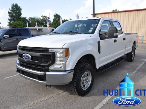 Used 2022 Ford F250 XL w/ Power Equipment Group AWD/4WD image 1