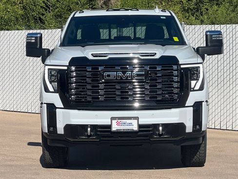 New 2026 GMC Sierra 3500 Denali Ultimate AWD/4WD image 6