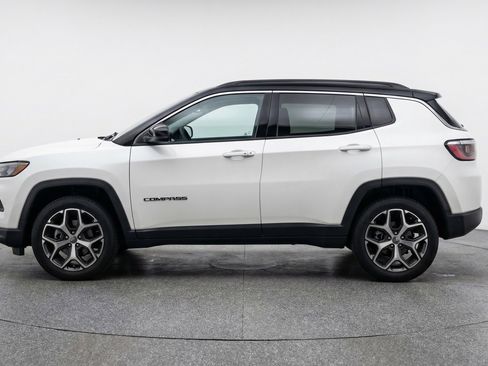 Used 2025 Jeep Compass Limited AWD/4WD image 5
