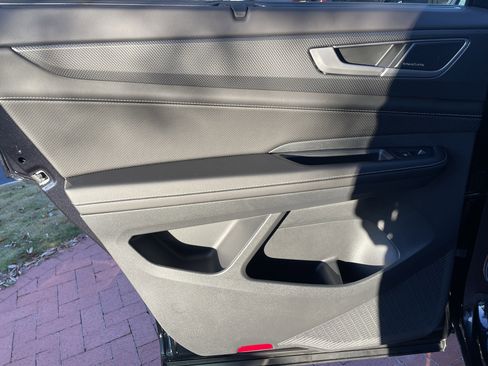 New 2026 Volkswagen Atlas Cross Sport SEL Premium R-Line image 11