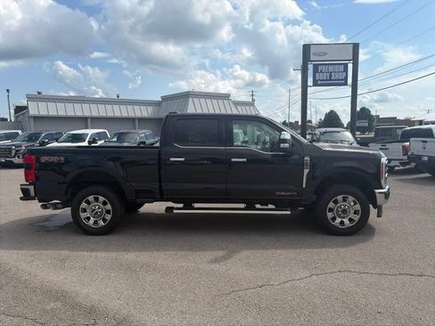 Used 2023 Ford F250 Lariat w/ Chrome Package AWD/4WD image 7