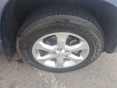 Used 2010 Toyota RAV4 Limited AWD/4WD image 15