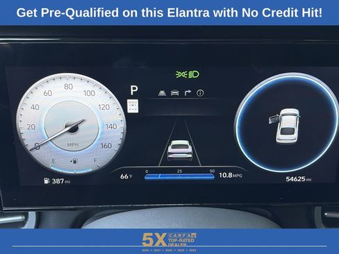 Used 2024 Hyundai Elantra SEL FWD image 19