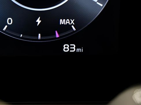 Used 2023 Kia Niro Wave image 31