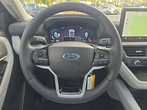 New 2026 Ford Explorer Platinum AWD/4WD image 18