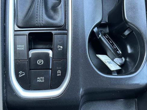 Used 2019 Hyundai Santa Fe SEL AWD/4WD image 32