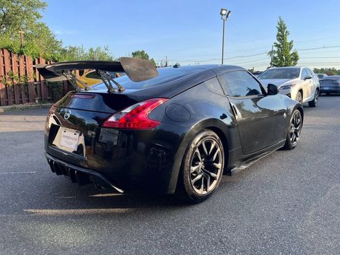 Used 2015 Nissan 370Z Touring RWD image 6