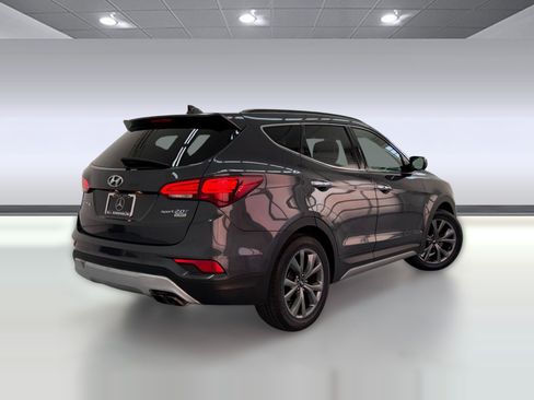 Used 2018 Hyundai Santa Fe Sport FWD image 8