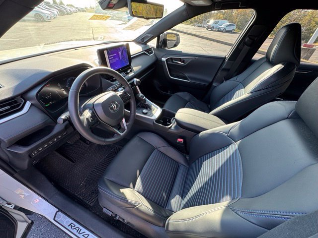 Certified 2024 Toyota RAV4 XSE w/ Advanced Technology Package AWD/4WD image 17