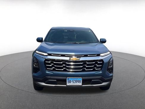 Used 2025 Chevrolet Equinox LT FWD image 3