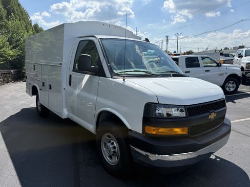New 2025 Chevrolet Express 3500 w/ Power Convenience Package RWD image 2