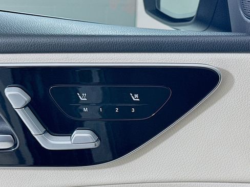 Certified 2022 Mercedes-Benz C 300 Sedan image 21