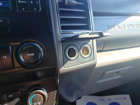 Used 2019 Ford F250 XLT AWD/4WD image 25