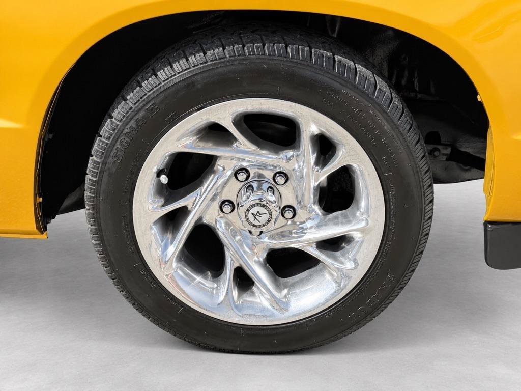 Used 1991 Chevrolet S10 Pickup 2WD Regular Cab image 11