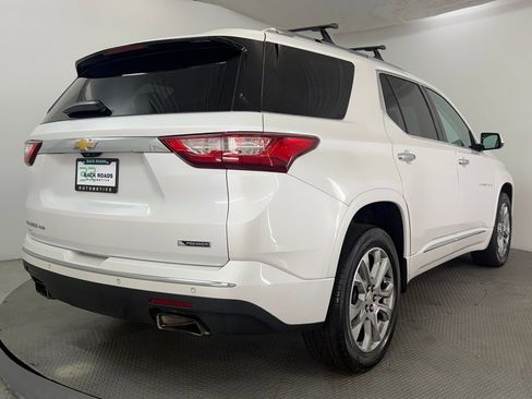 Used 2018 Chevrolet Traverse Premier AWD/4WD image 9