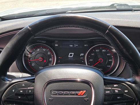 Used 2023 Dodge Charger SXT RWD image 17