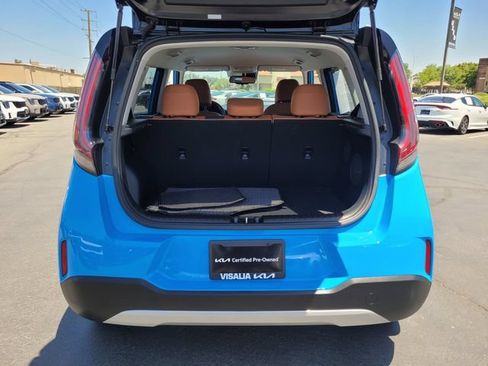 Certified 2025 Kia Soul EX FWD image 28