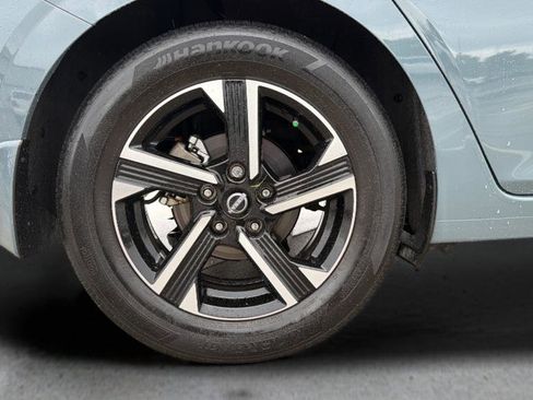 Certified 2024 Nissan Sentra SV FWD image 25