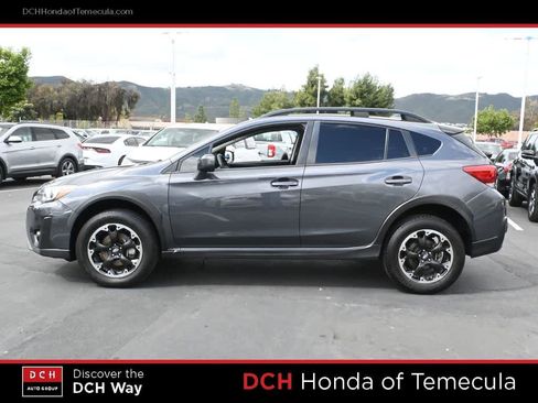 Used 2022 Subaru Crosstrek 2.0i Premium w/ Moonroof Package AWD/4WD image 4