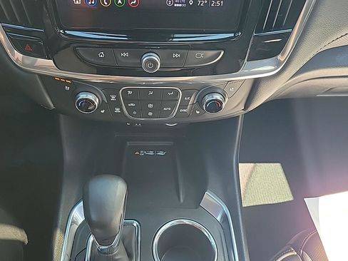 Used 2023 Chevrolet Traverse Premier AWD/4WD image 12