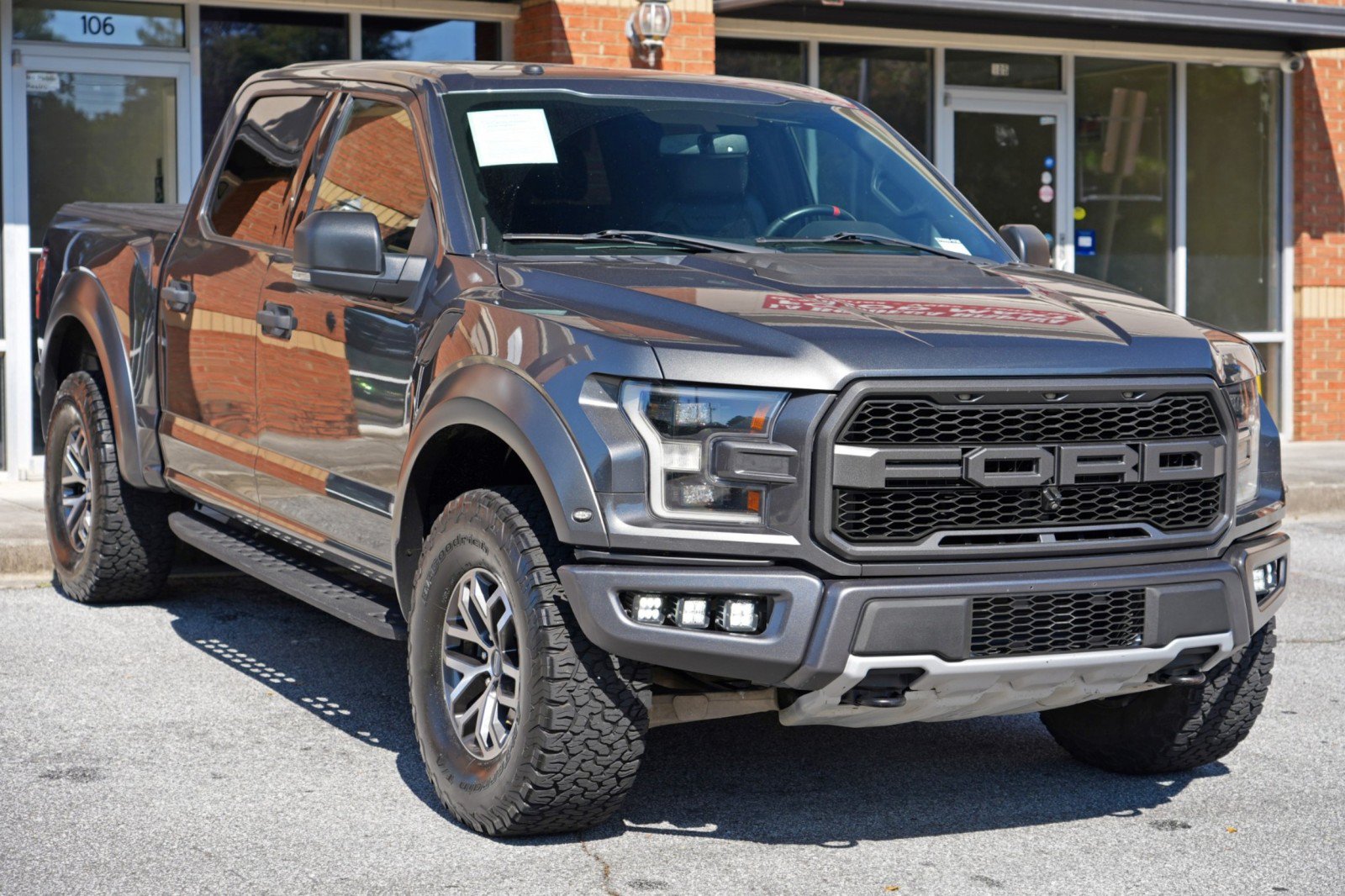 Used 2018 Ford F150 Raptor w/ Equipment Group 801A Mid AWD/4WD image 54