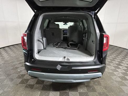Used 2022 GMC Acadia SLE w/ LPO, Cargo Package AWD/4WD image 28