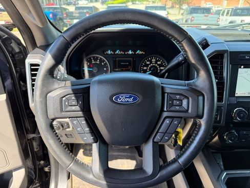 Used 2019 Ford F150 XLT w/ Equipment Group 302A Luxury AWD/4WD image 15