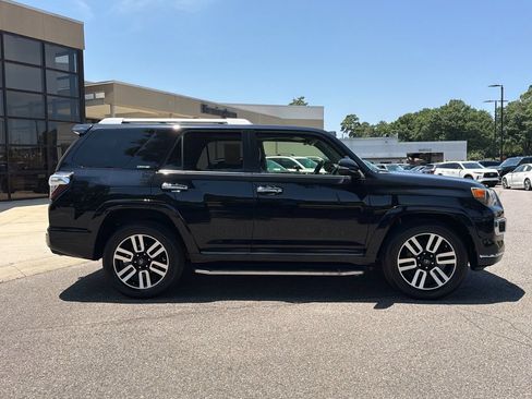 Used 2017 Toyota 4Runner Limited RWD image 14