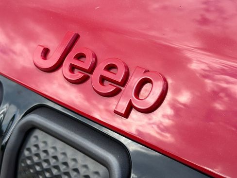 Used 2022 Jeep Compass Limited w/ (RED) Package AWD/4WD image 14