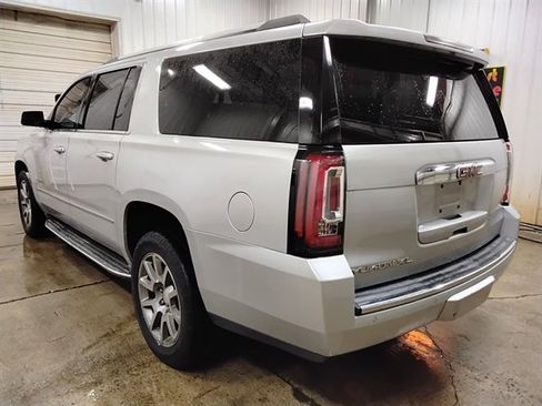 Used 2015 GMC Yukon XL Denali w/ Touring Package image 6