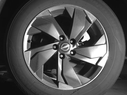 Used 2025 Nissan Rogue SV image 14