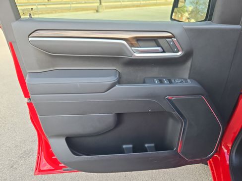 Used 2022 Chevrolet Silverado 1500 LT image 23